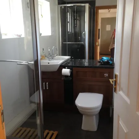 ゲストハウス Rebels Hide -self Check In 3*