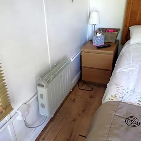 Rebels Hide -Self Check In Apartment Guest house