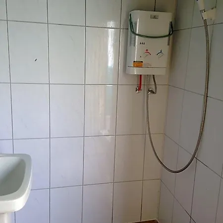 Rebels Hide -Self Check In Apartment Guest house 3*